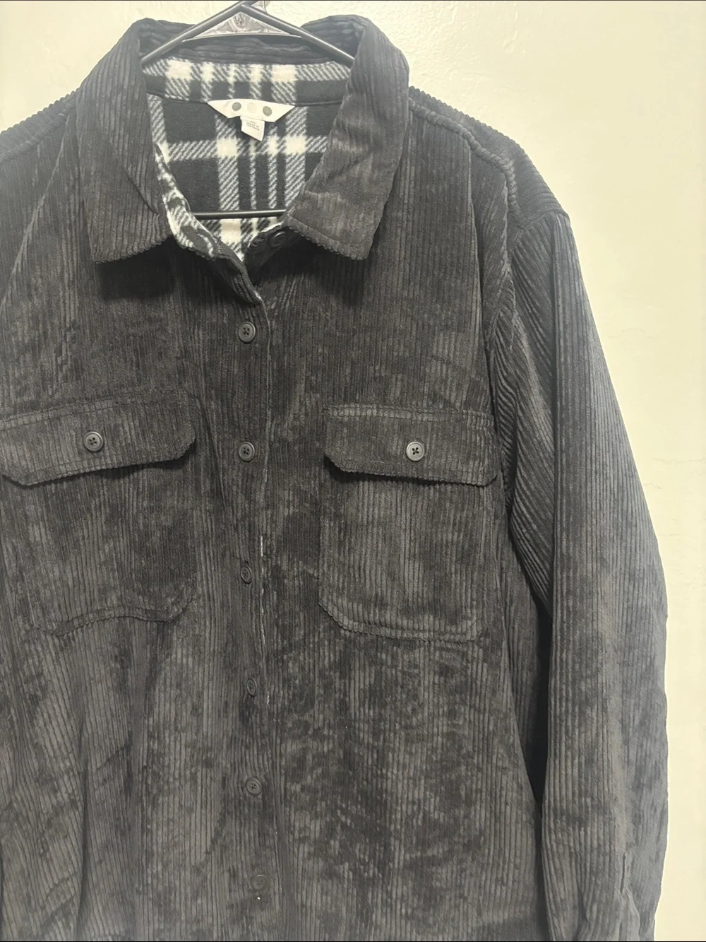 NEW - Men's Black Corduroy Button-Up Jacket with Plaid Lining